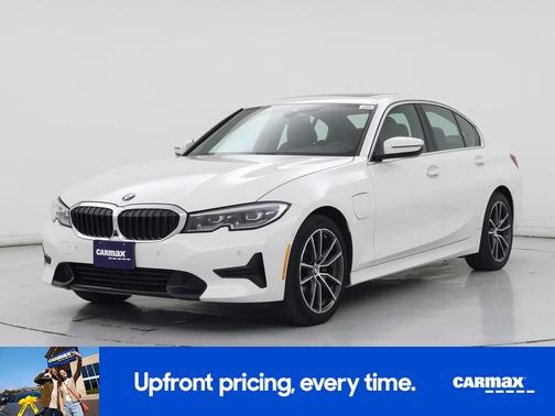 White 2021 BMW 330e