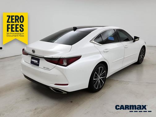 White 2023 Lexus ES 350 Luxury