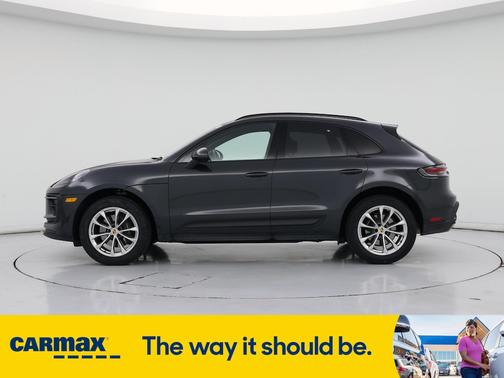 2022 Porsche Macan