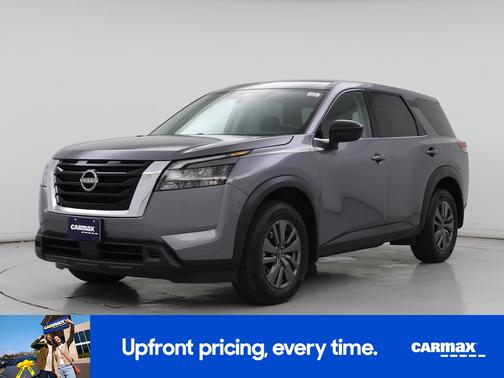 2025 Nissan Pathfinder S