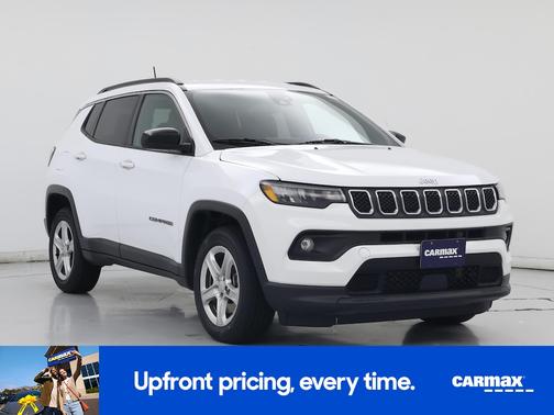 White 2023 Jeep Compass Latitude