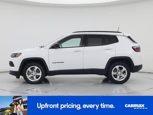 White 2023 Jeep Compass Latitude