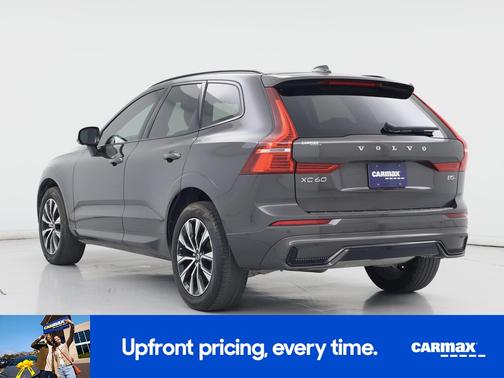 2024 Volvo XC60 B5 Plus Dark Theme