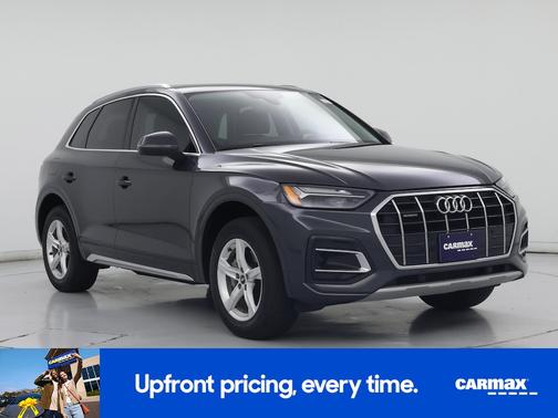 Gray 2023 Audi Q5 Premium