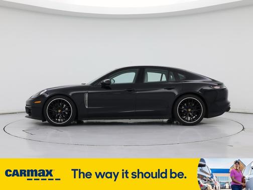 2023 Porsche Panamera Platinum