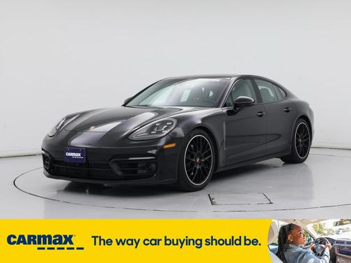 2023 Porsche Panamera Platinum