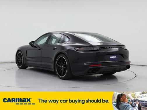 2023 Porsche Panamera Platinum