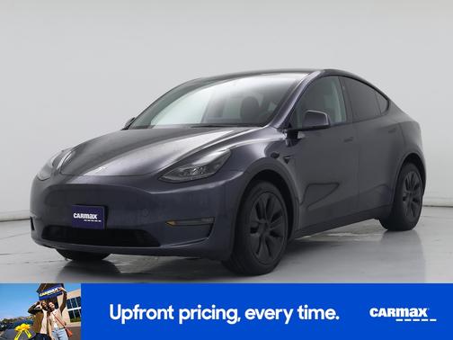 Gray 2025 Tesla Model Y Long Range