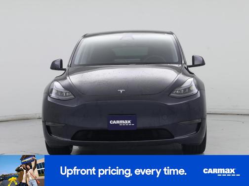 Gray 2025 Tesla Model Y Long Range