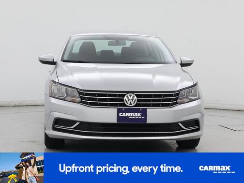 2017 Volkswagen Passat S