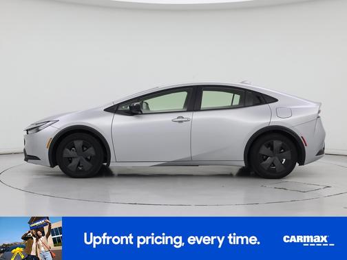 2025 Toyota Prius LE