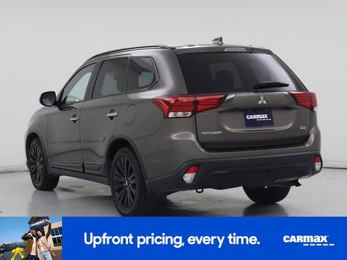 2020 Mitsubishi Outlander LE