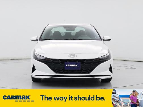 2021 Hyundai ELANTRA SE