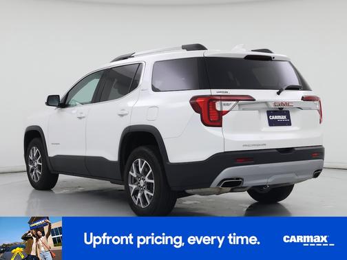 White 2023 GMC Acadia SLT