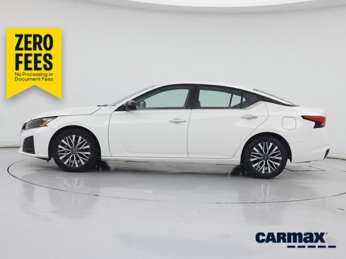 White 2025 Nissan Altima SV