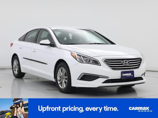 2017 Hyundai SONATA SE