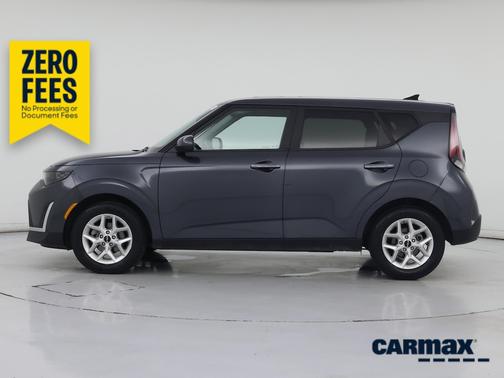 Gray 2025 Kia Soul LX