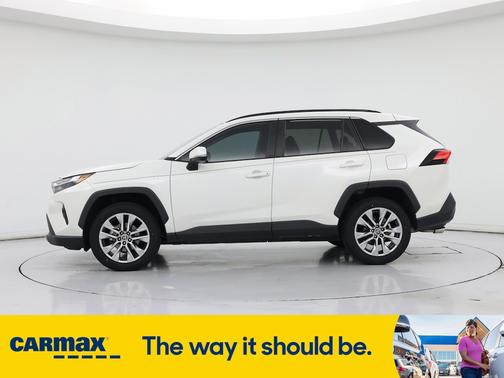 2022 Toyota RAV4 XLE Premium