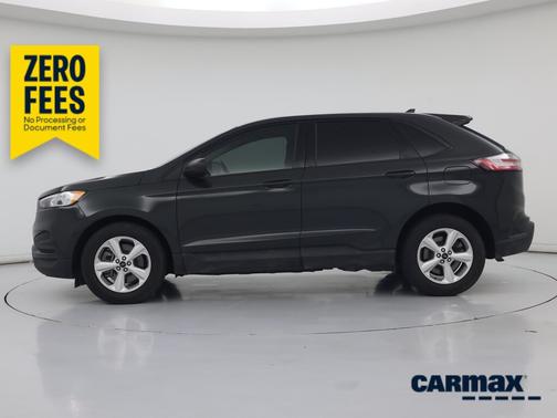 Black 2024 Ford Edge SE