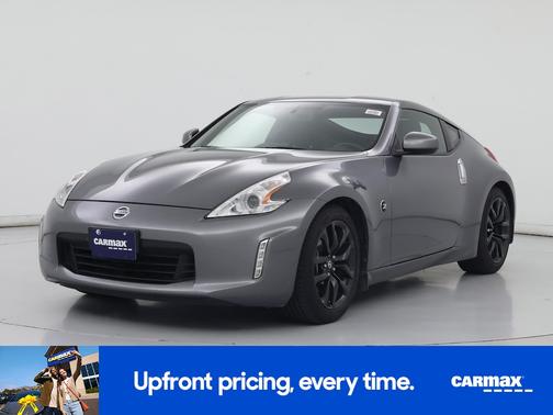 Gray 2016 Nissan 370Z