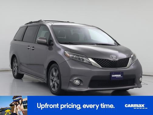 Gray 2015 Toyota Sienna SE