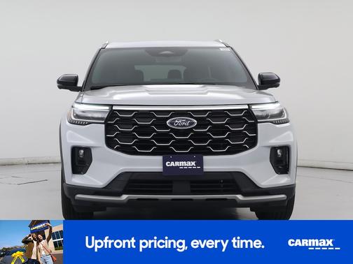 White 2014 Toyota Highlander LE