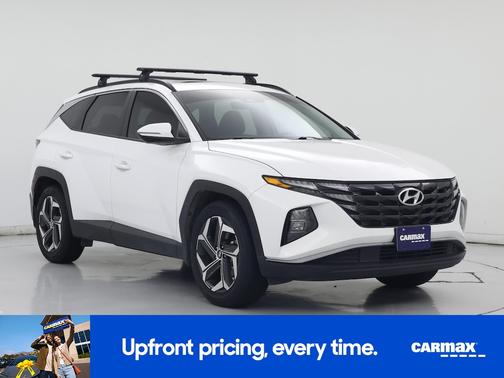 White 2024 Hyundai TUCSON SEL