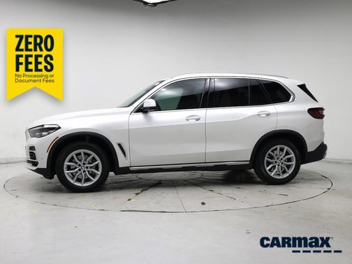 White 2023 BMW X5 xDrive40i