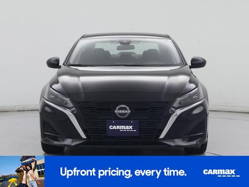Black 2025 Nissan Altima SV
