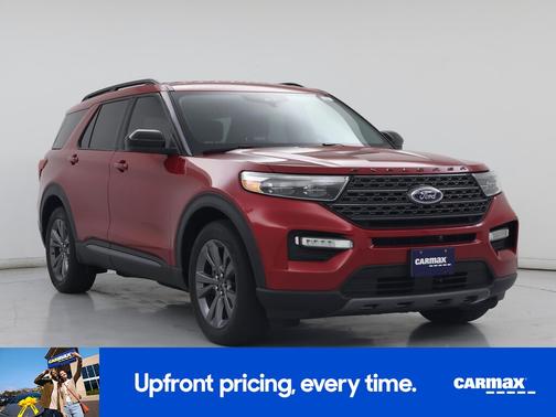 Red 2022 Ford Explorer XLT