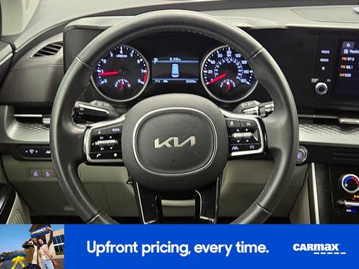 2023 Kia Carnival LX Seat Package