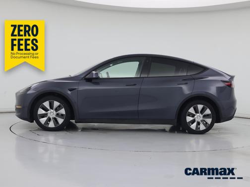 Silver 2023 Tesla Model Y Long Range