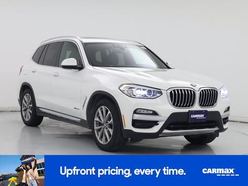 White 2018 BMW X3 XDrive30i