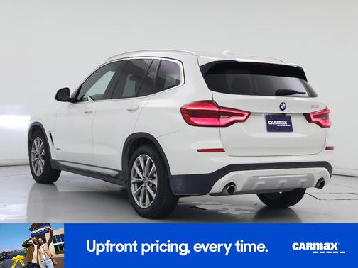 White 2018 BMW X3 XDrive30i