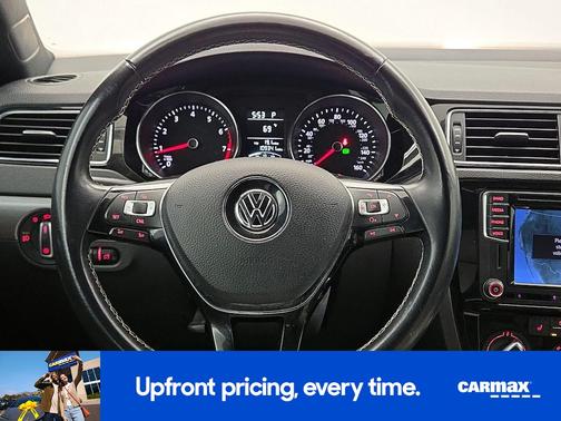 Gray 2016 Volkswagen Jetta Sport