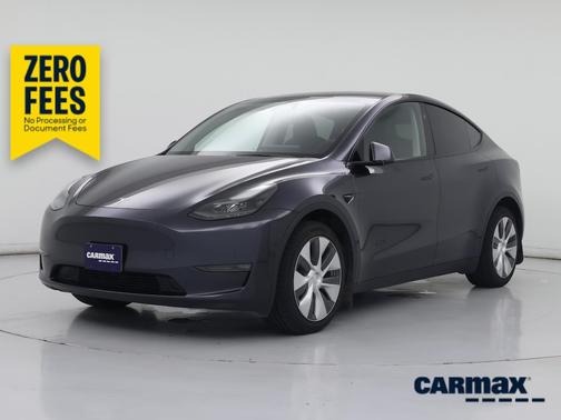 Gray 2024 Tesla Model Y Long Range