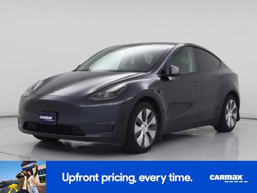 Gray 2024 Tesla Model Y Long Range