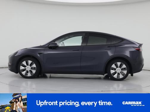 Gray 2024 Tesla Model Y Long Range