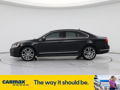 2017 Volkswagen Passat R-Line