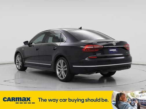 2017 Volkswagen Passat R-Line