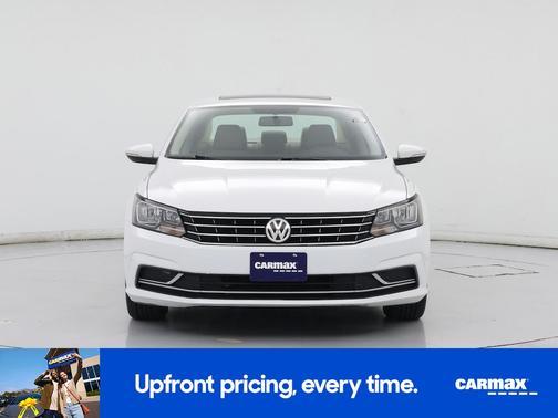 2017 Volkswagen Passat SE