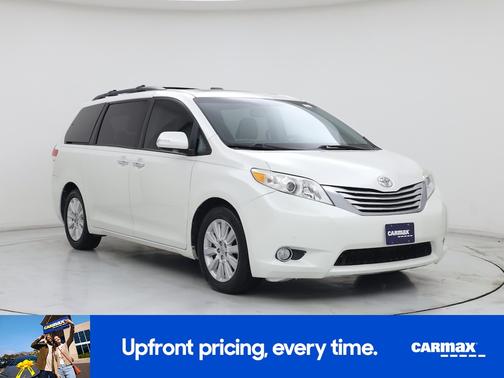 White 2014 Toyota Sienna Limited