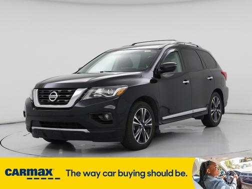 2017 Nissan Pathfinder Platinum