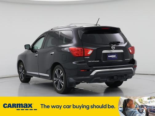 2017 Nissan Pathfinder Platinum