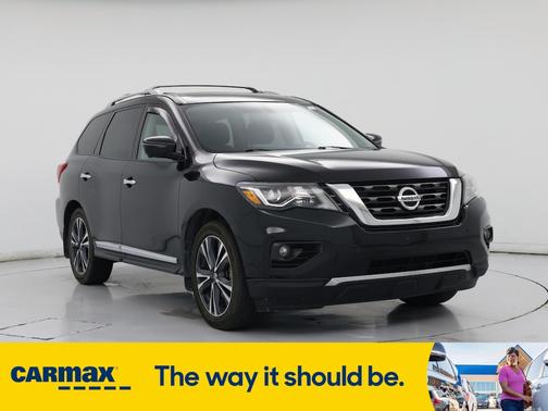 2017 Nissan Pathfinder Platinum