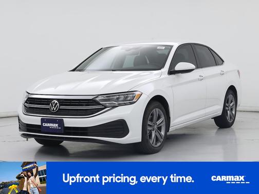 White 2023 Volkswagen Jetta SE
