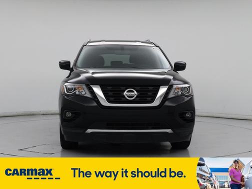 2019 Nissan Pathfinder SV