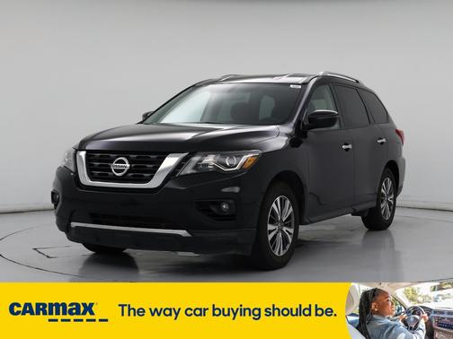 2019 Nissan Pathfinder SV
