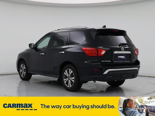 2019 Nissan Pathfinder SV