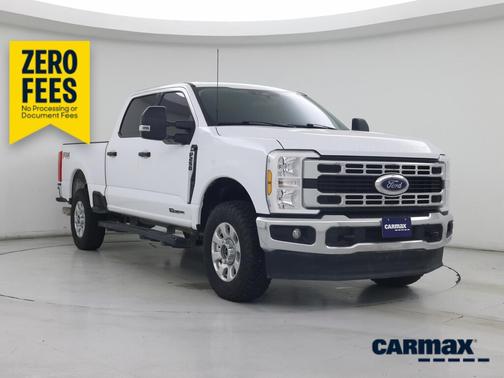 White 2024 Ford F-250 XLT